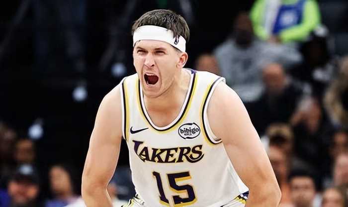  科尔言论激怒詹皇？轰22+9迎里程碑！湖人28分大胜勇士，艾顿真扶不起比赛回顾：追梦坑苦勇士科尔激怒老詹？